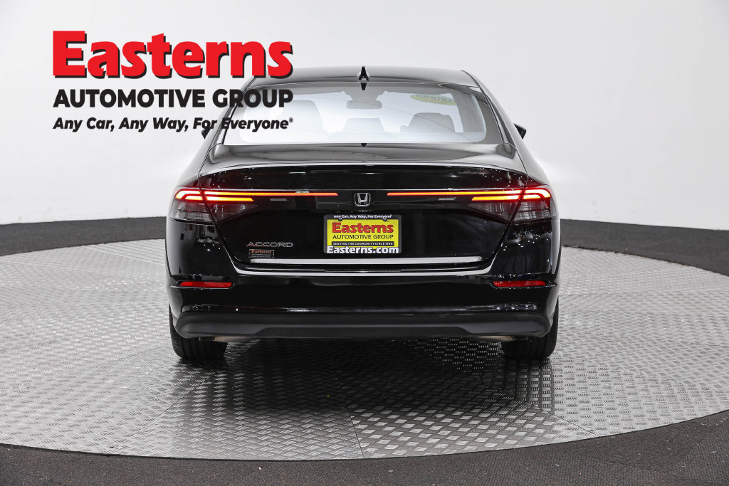 Used 2023 Honda Accord LX image 7