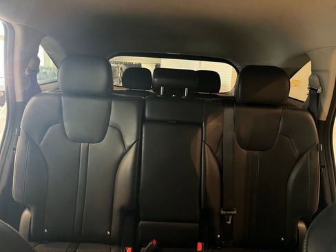 Used 2024 Kia Sorento S image 39