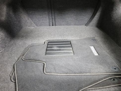 Used 2025 Nissan Altima 2.5 SV FWD image 14