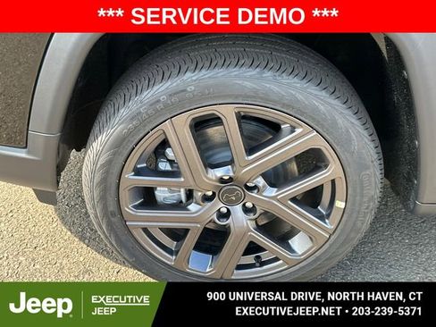 New 2025 Jeep Compass Limited w/ Sun & Sound Group image 8