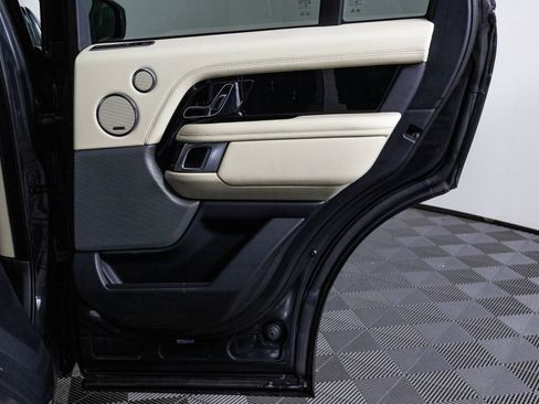 Used 2019 Land Rover Range Rover HSE image 41