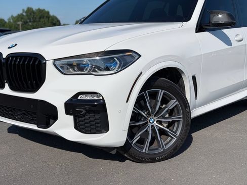Used 2020 BMW X5 xDrive40i w/ M Sport Package AWD/4WD image 2