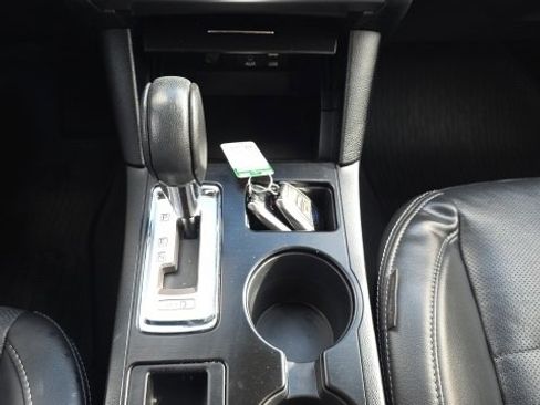 Used 2017 Subaru Outback 3.6R Limited image 17