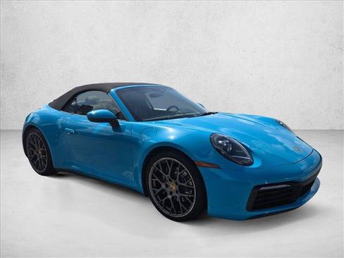 Used 2021 Porsche 911 Carrera RWD image 3