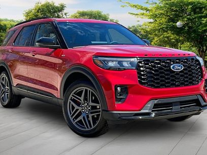 New 2026 Ford Explorer ST-Line w/ ST-Line Street Pack