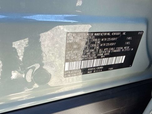 Used 2023 Toyota RAV4 XLE AWD/4WD image 26
