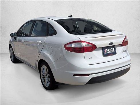 Used 2014 Ford Fiesta SE w/ Equipment Group 201A FWD image 5