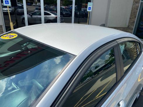 Used 2016 Chevrolet Cruze LS FWD image 5