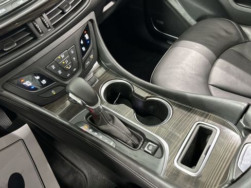 Used 2020 Buick Envision Premium w/ Driver Confidence Package image 18