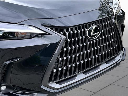 Used 2024 Lexus NX 250 FWD image 29