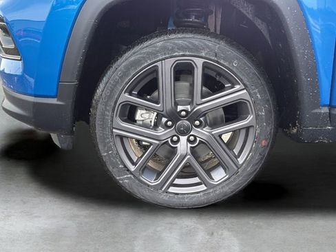 New 2026 Jeep Compass Limited w/ Sun, Sound & Navigation Group AWD/4WD image 34