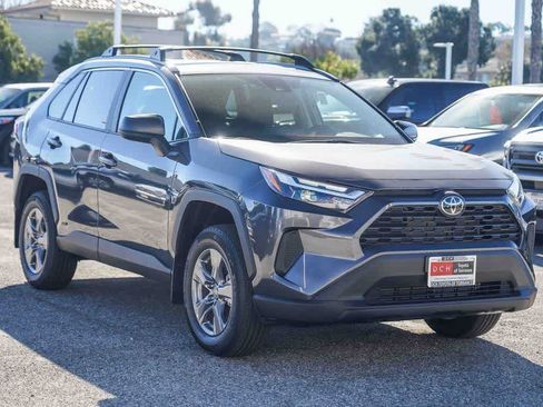 New 2025 Toyota RAV4 LE image 3