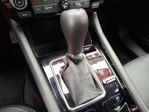 Certified 2023 Jeep Compass Limited image 15