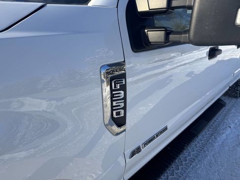 Used 2022 Ford F350 XLT w/ XLT Value Package AWD/4WD image 27