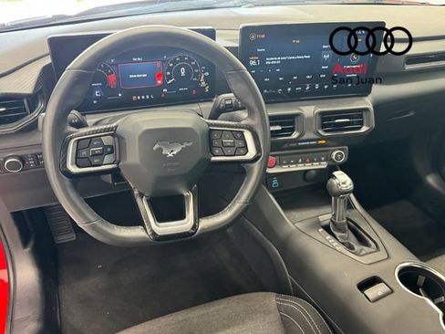 Used 2025 Ford Mustang Coupe RWD image 25