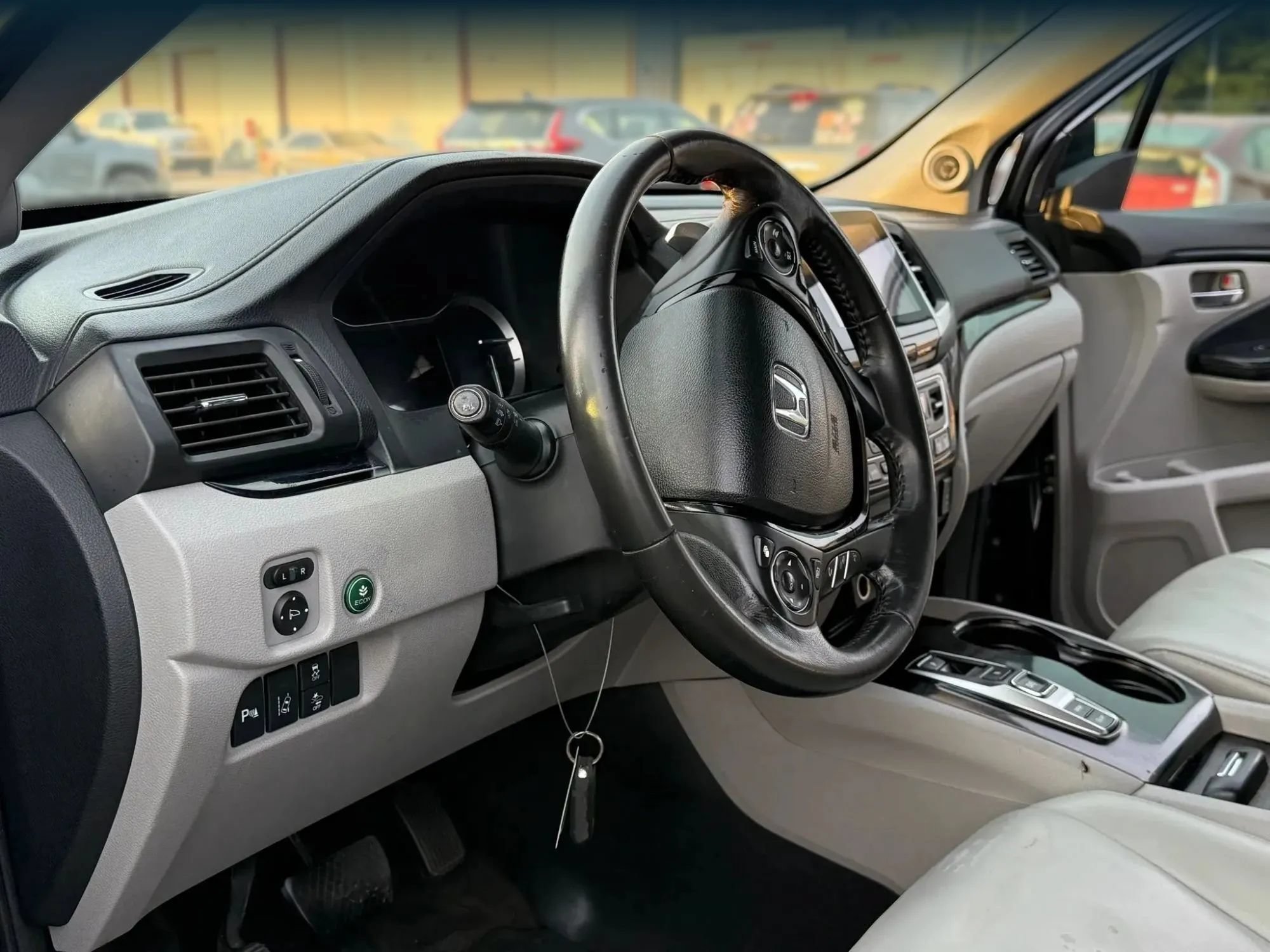 Used 2017 Honda Pilot Touring image 17