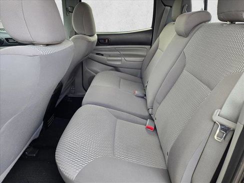 Used 2012 Toyota Tacoma PreRunner w/ Convenience Pkg image 15