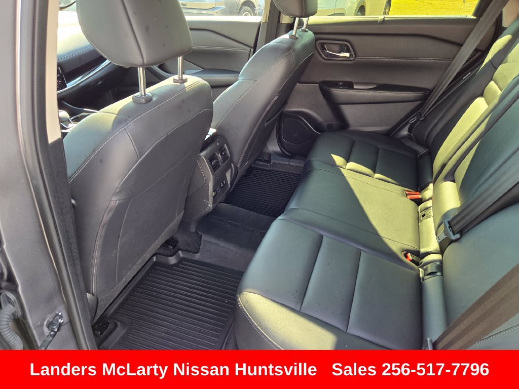 Used 2025 Nissan Rogue SL w/ SL Premium Package AWD/4WD image 14