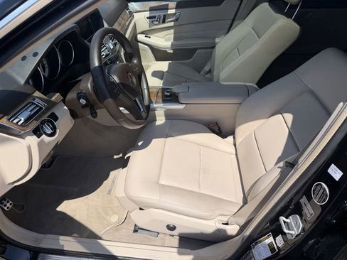 Used 2016 Mercedes-Benz E 350 Sedan image 21
