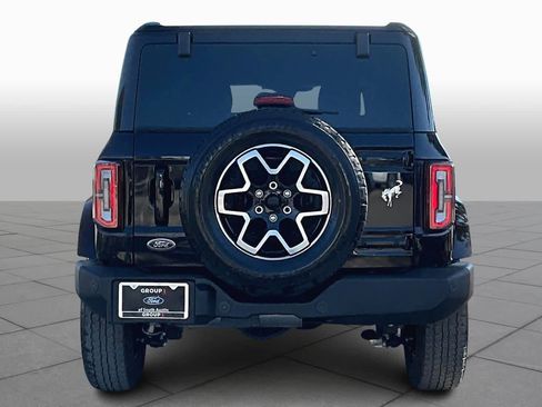 Certified 2025 Ford Bronco Outer Banks image 9