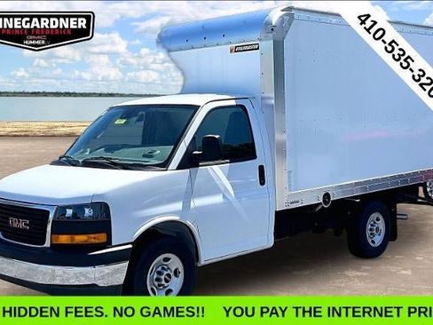 New 2025 GMC Savana 3500 w/ Power Convenience Package RWD image 2
