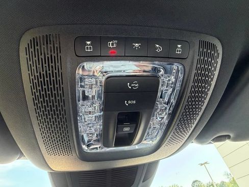 Used 2025 Mercedes-Benz GLS 450 4MATIC image 37