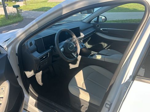 Certified 2026 Hyundai Sonata SEL FWD image 10