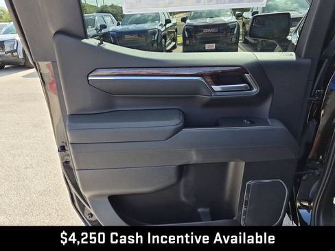 New 2026 GMC Sierra 1500 SLE AWD/4WD image 35