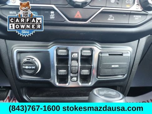 Used 2023 Jeep Wrangler Unlimited Sahara w/ Cold Weather Group AWD/4WD image 32