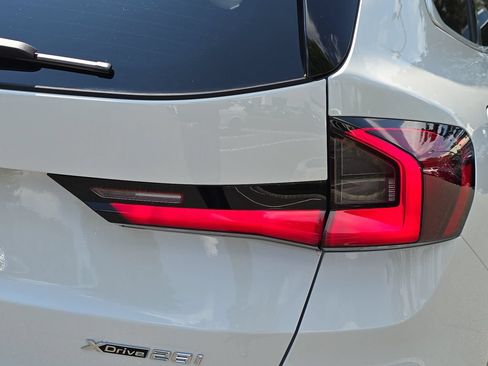 New 2026 BMW X1 xDrive28i w/ Technology Package AWD/4WD image 35