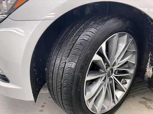 Used 2017 Genesis G80 3.8 w/ Option Group 03 image 34