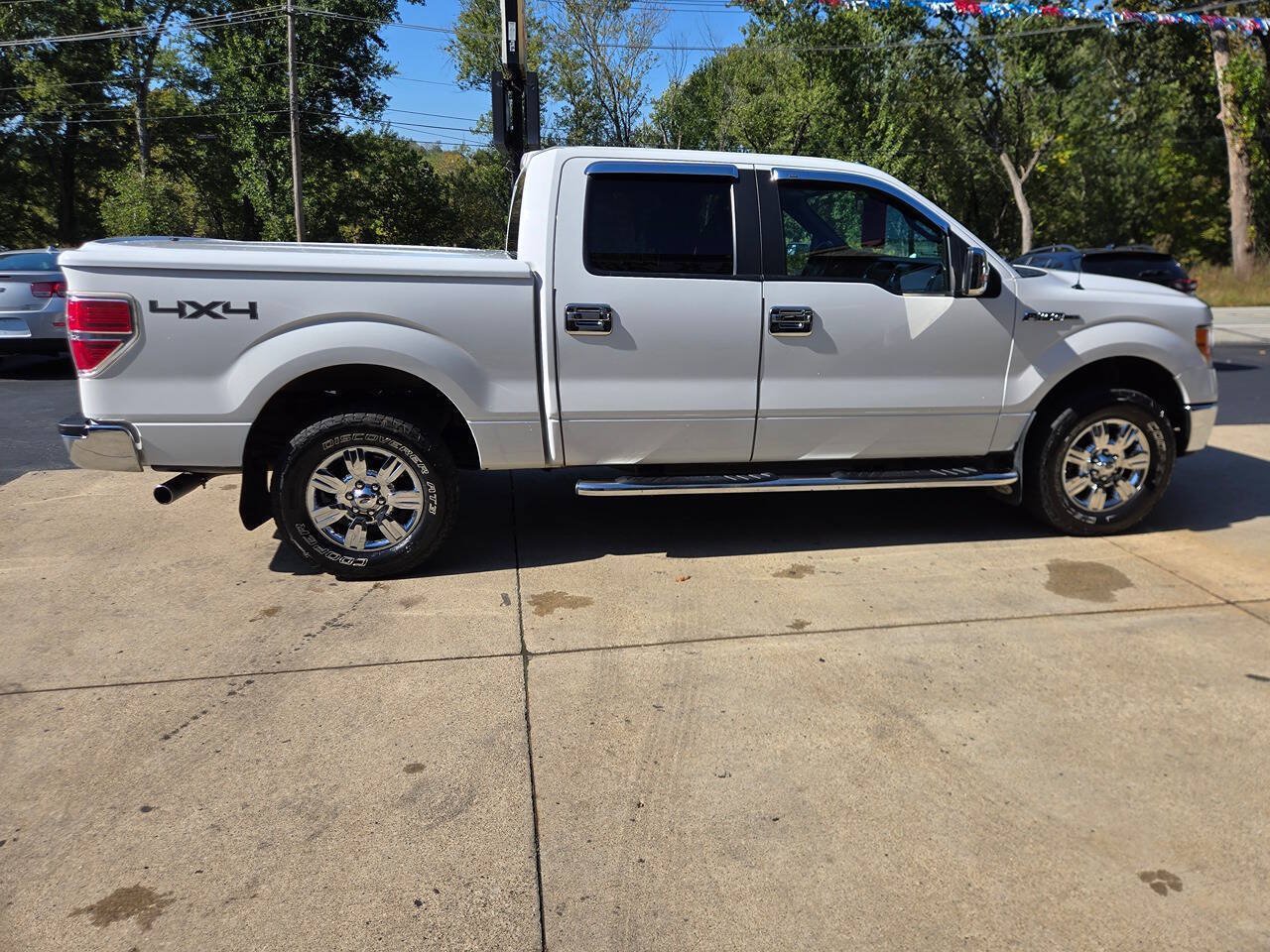 Used 2011 Ford F150 XLT w/ XLT Chrome Pkg AWD/4WD image 8
