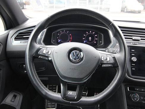 Used 2019 Volkswagen Tiguan SEL Premium R-Line AWD/4WD image 13