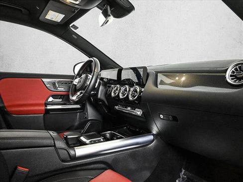 Used 2022 Mercedes-Benz GLA 35 AMG 4MATIC image 23