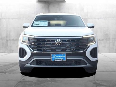 New 2026 Volkswagen Atlas Cross Sport SE image 4