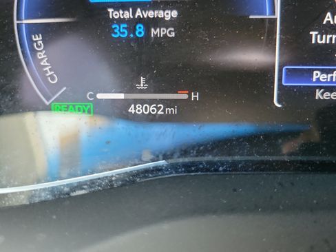 Used 2023 Toyota Venza Limited AWD/4WD image 25