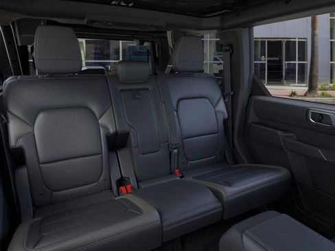 New 2025 Ford Bronco Outer Banks image 11