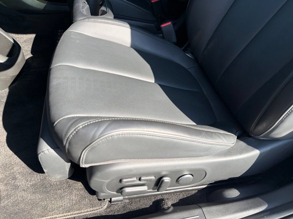 Certified 2024 Hyundai Ioniq 5 Limited RWD image 29