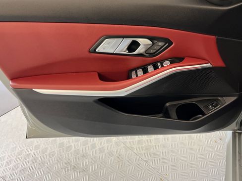 Used 2025 BMW M340i w/ Parking Assistance Package image 12