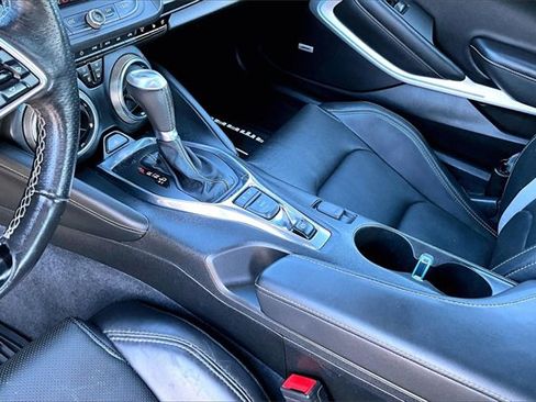 Used 2019 Chevrolet Camaro LT image 16