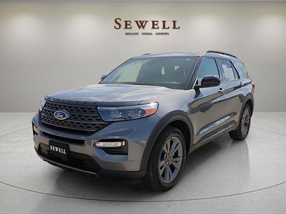 Used 2024 Ford Explorer XLT w/ Equipment Group 202A