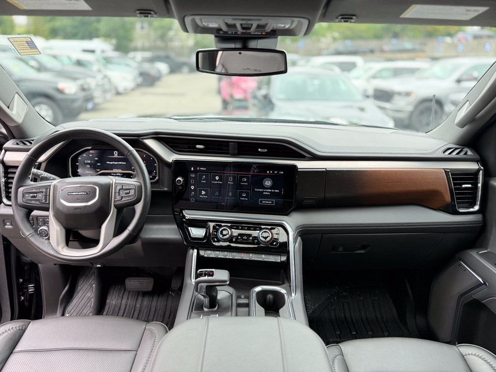 Used 2025 GMC Sierra 1500 Denali AWD/4WD image 11