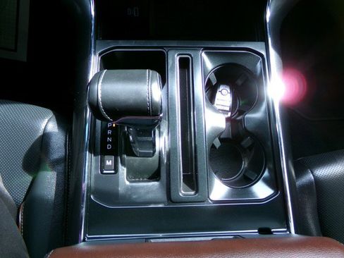 Used 2023 Ford F150 Lariat w/ Equipment Group 502A High image 21