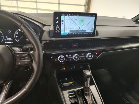 Used 2024 Honda CR-V Sport Touring image 6