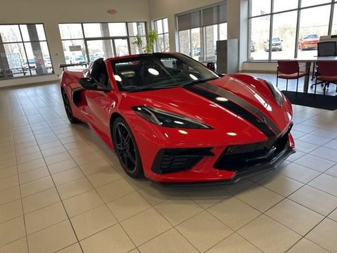 Used 2022 Chevrolet Corvette Stingray Premium Conv w/ Z51 Performance Package image 7