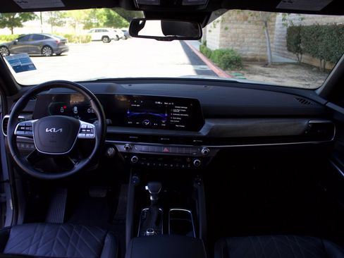 Used 2025 Kia Telluride EX X-Line AWD/4WD image 15