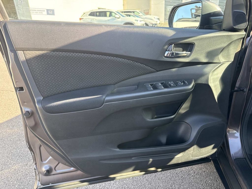 Used 2016 Honda CR-V EX image 9