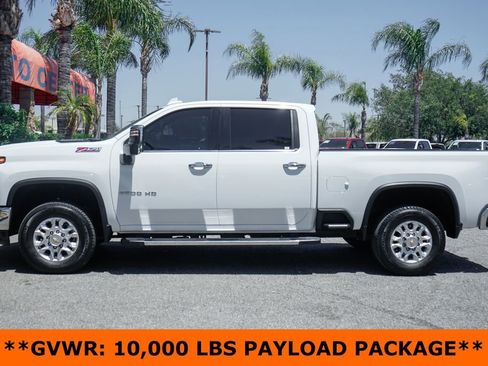 Used 2025 Chevrolet Silverado 2500 LTZ w/ LTZ Premium Package AWD/4WD image 5