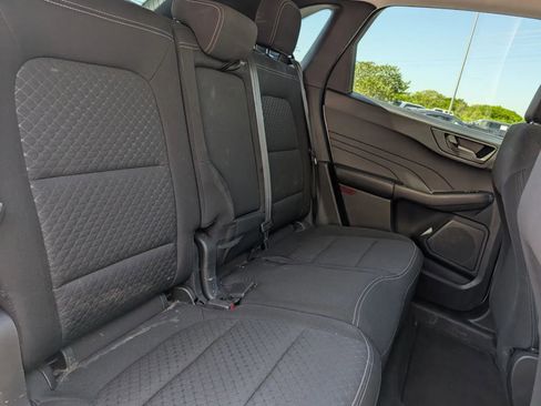 Used 2023 Ford Escape Active image 11