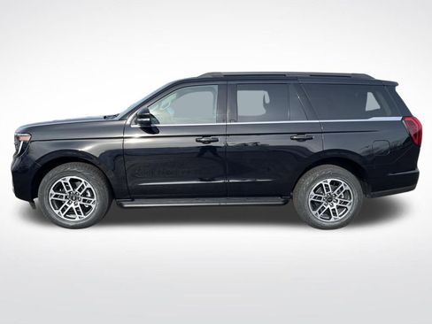 New 2026 Ford Expedition Active AWD/4WD image 2